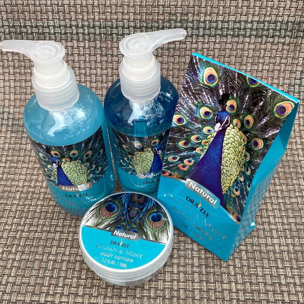 Fabulous Draizee Spa Set - Shower Gel, Bubble Bath, Body Lotion and Bath Salts